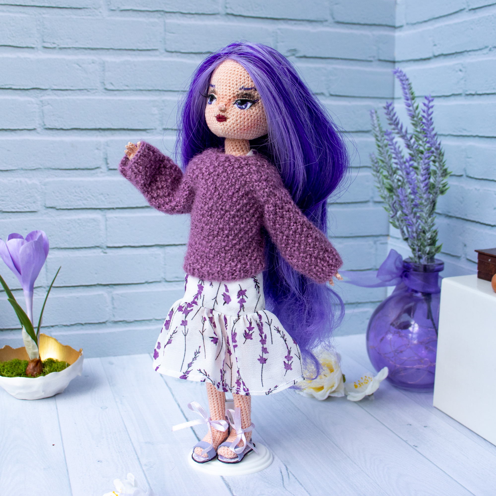 Волшебная кукла с фиолетовыми волосами
